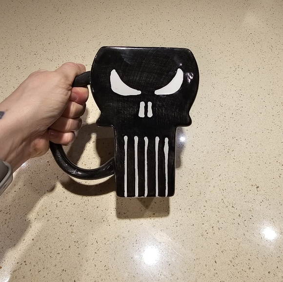 ❤️Free Add On❤️ Marvel mug Punisher - Picture 4 of 4